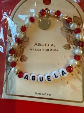 Abuela Red & Pearl Beaded Name Bracelet